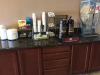 Super 8 by Wyndham Winnemucca NV - breakfast