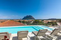 Felix Hotels - Hotel Residence Porto San Paolo - アパートメント