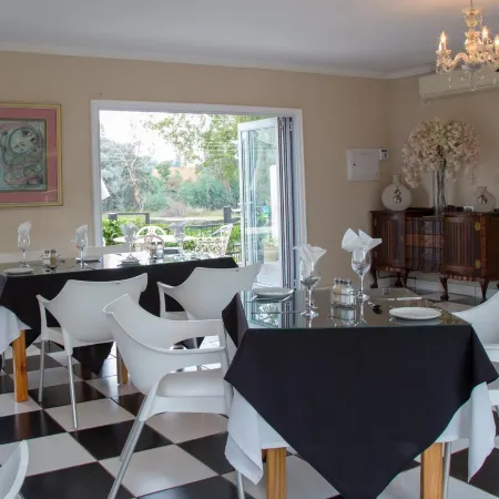 Bri-Shel Manor B&B