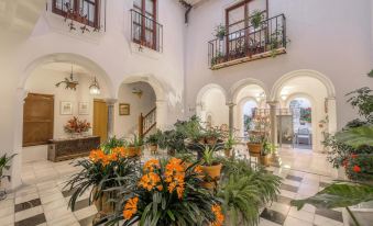 ApartaSuites Alberca Deluxe