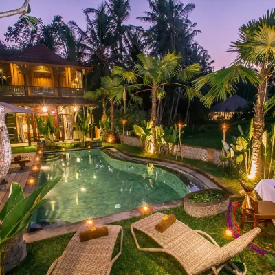 Gusde House and Villa Bali Hotel dekat Musium Rudana
