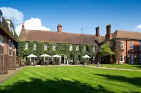 Bush Hotel Farnham Các khách sạn gần Farnham Maltings