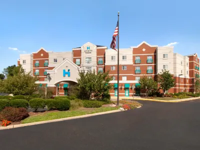 Hyatt House Plymouth Mtg PHL فنادق في بليموث ميتينغ