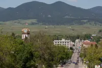 Super 8 by Wyndham Lewistown Hotels in Fergus County