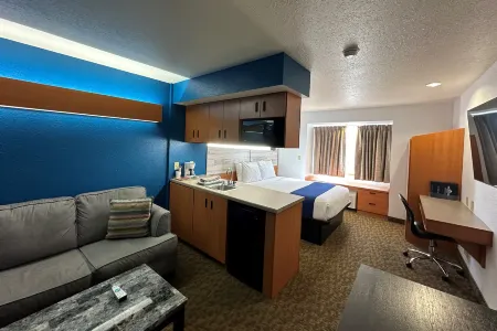 Microtel Inn & Suites by Wyndham Tomah