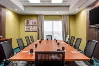 夏延萬豪SpringHill飯店