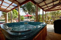 The Factory Luxury Accommodation Hotels in Hapuku