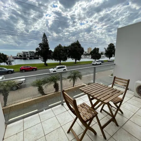 Haven Marina Motel