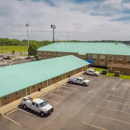 Quality Inn & Suites Alma I-40