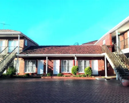 Glen Inn Hotels in Glen Waverley