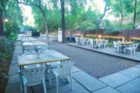 Hotel Dhruva-Solapur Pet Friendly - Aamiainen