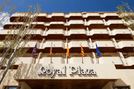 Hotel Royal Plaza Отели в г. Санта-Эулалия-дель-Рио