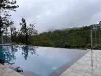 Falcon Crest - Rooftop Pools