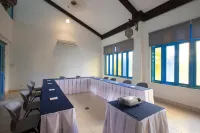 Microtel by Wyndham Puerto Princesa - Business