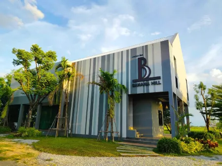 BananaHill Отели в г. Kamphaeng Phet