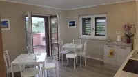 Villa Ulivi - Homestays