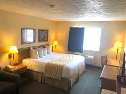 Travelodge by Wyndham Grand Island