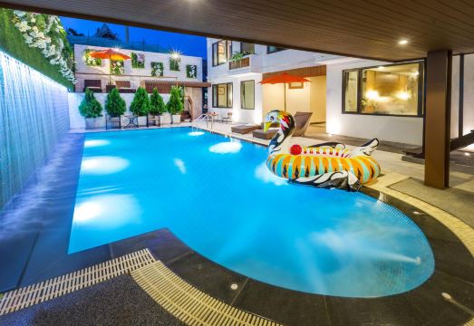 좀키티 부티크 호텔 외관 또는 객실