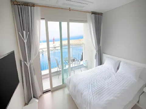 소금막리조트 수산체육공원 주변 호텔