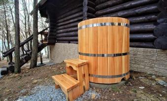 Green Wood Mini-Hotel