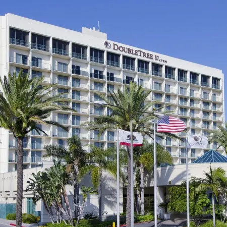 DoubleTree by Hilton Torrance - South Bay