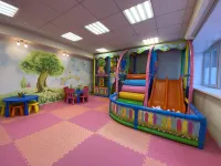 Hotel Pokrovskoe-Streshnevo Hotels near Experimentanium Science Museum