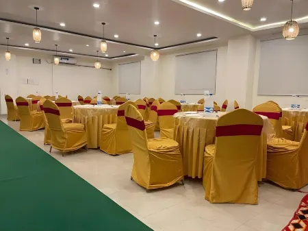 Hotel Rainbow Tower Shamshabad Airport Zone