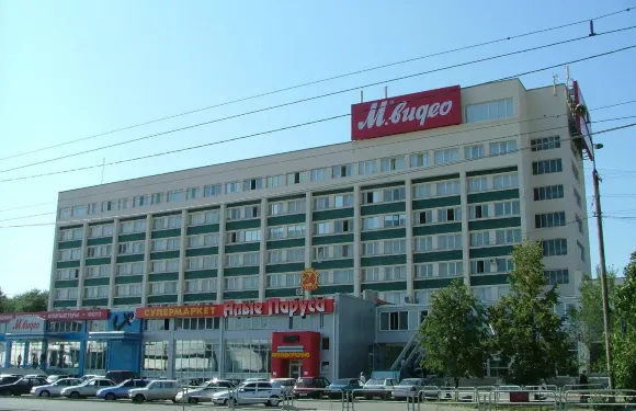 車裡雅賓斯克5樓酒店