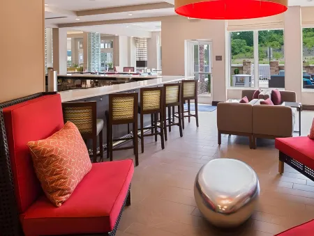 Hilton Garden Inn Bristol Отели в г. Бристоль