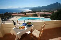 Hotel Villa Gustui Maris - Ocean View