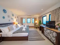 Nyonya Maison Boutique Hotel Phuket Old Town Hôtels à proximité de : Khao Rang