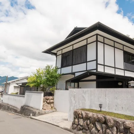 Miyajima Guest House Mikuniya