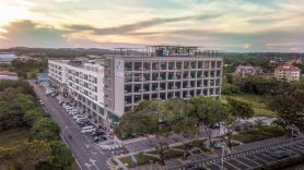 AZ Hotel & Serviced Apartments