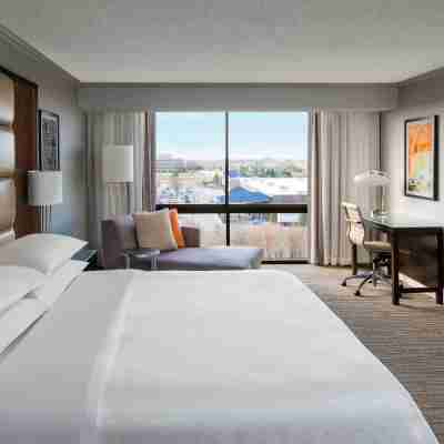 Sheraton West des Moines Hotel Rooms