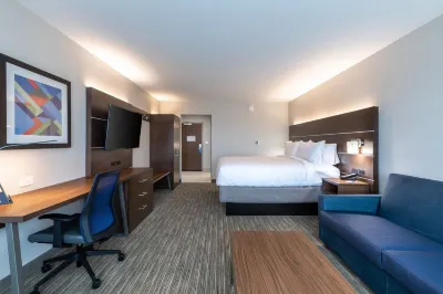 Holiday Inn Express & Suites Gainesville - Lake Lanier Area