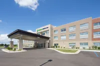 Holiday Inn Express & Suites Gaylord