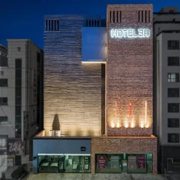 Hotel March Отели рядом с достопримечательностью «Наукоград Daedeok»