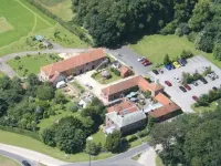 Wolds Village Hotel Hotel di Shiptonthorpe