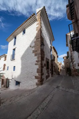 Apartamentos Vilafamés Antic Palau Hotels in Plana Alta