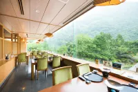 Grandvriohotel Unazukionsen Hotel di Kurobe