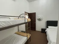 Hotel Ayna Hotels in Besut