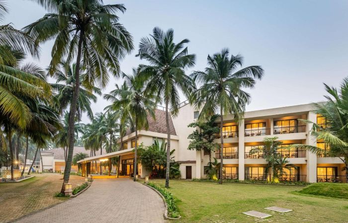 Silver Waves Resort & Spa - Daman