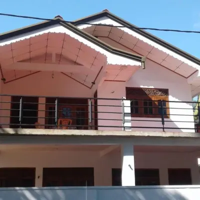 Paradise Beach House Hotels near Gandara Beach