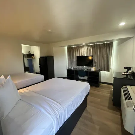 Studio 6 Suites Escondido CA