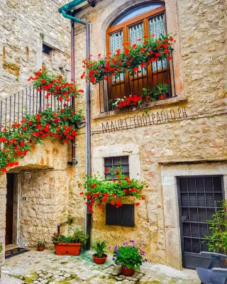 Hotel Holidays a Barrea - Natura, Relax e Benessere Nel Parco d'Abruzzo