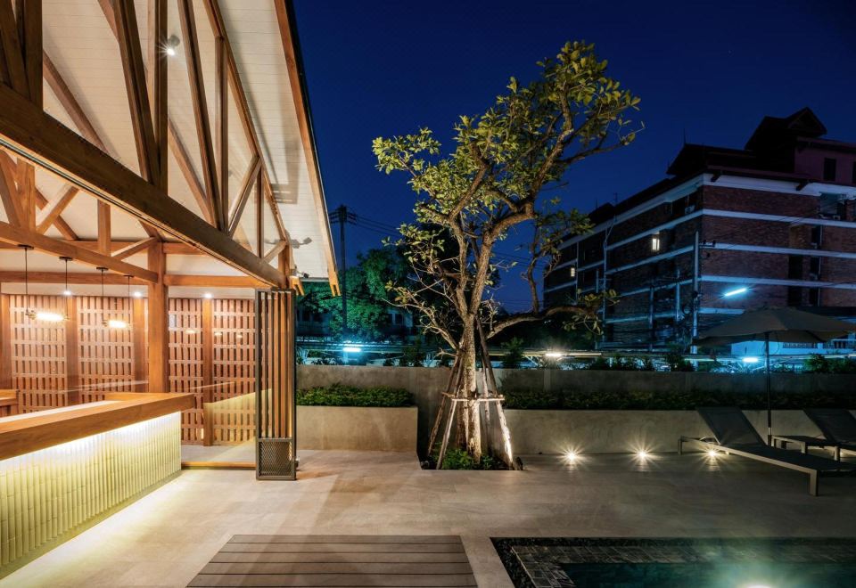 Raming Lodge Hotel Over view