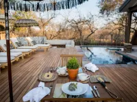 Safari Moon Luxury Bush Lodge - Romantic