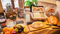 Penzión Wellness & Restaurant Zoborská, free parking - Desayuno