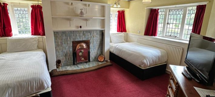 Barons Court Hotel Отели в г. Уольверхэмптон