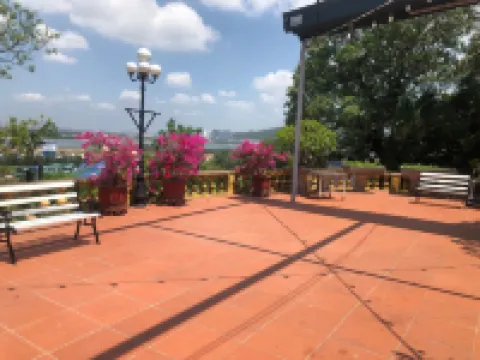 塗山別墅-保大帝別墅 鄰近塗山郡的酒店